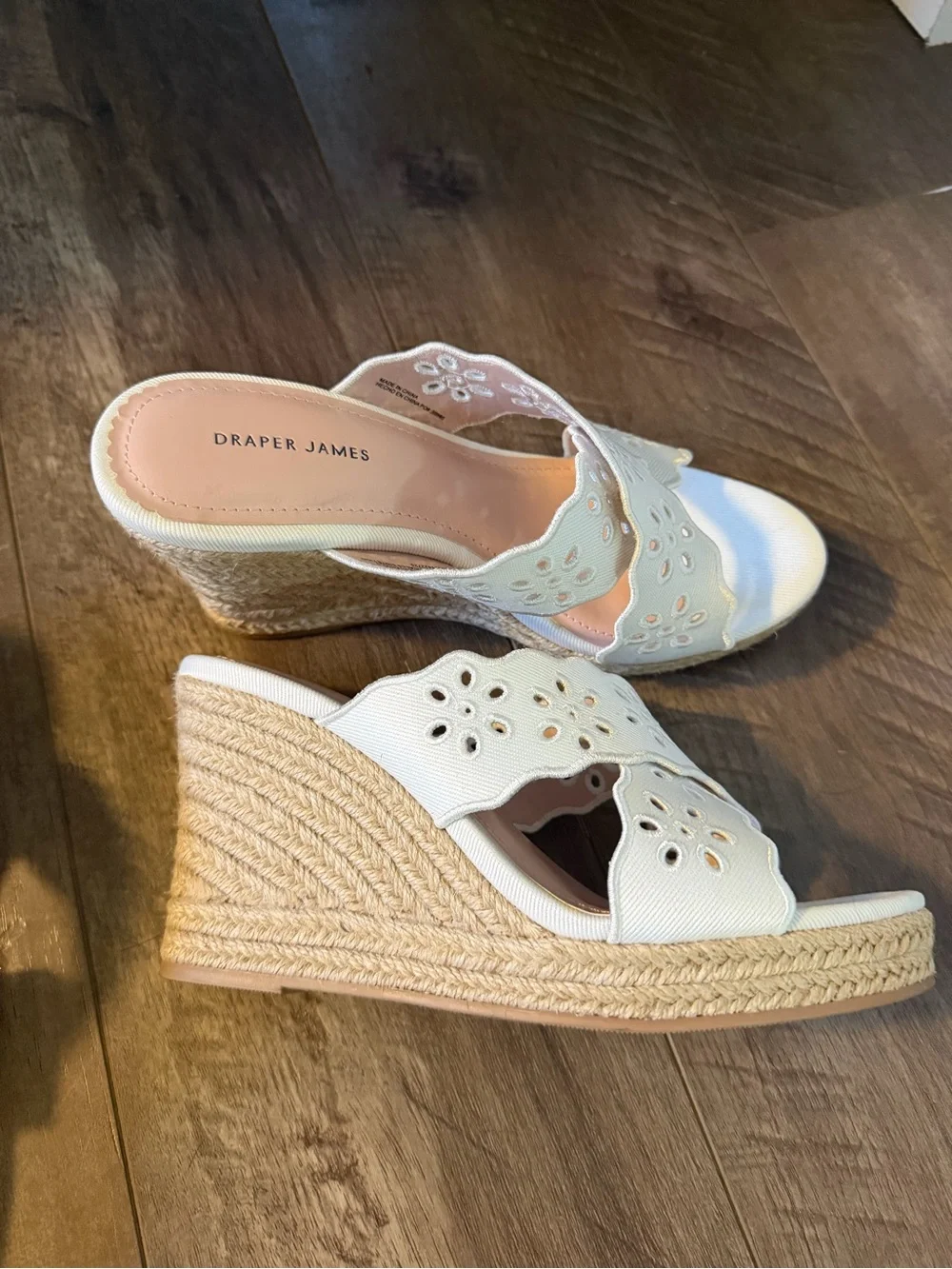 Draper James White Eyelet Scallop Slide Mules